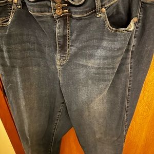 Luxe slim boot torrid jeans 22xt